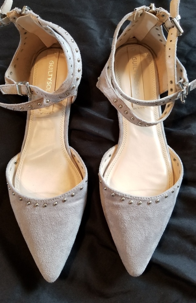 Cute!!!!!! Suede studded flats/sandals